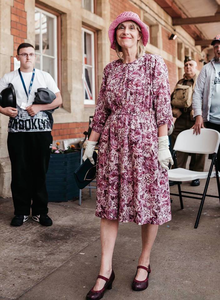 pinkdress.jpg