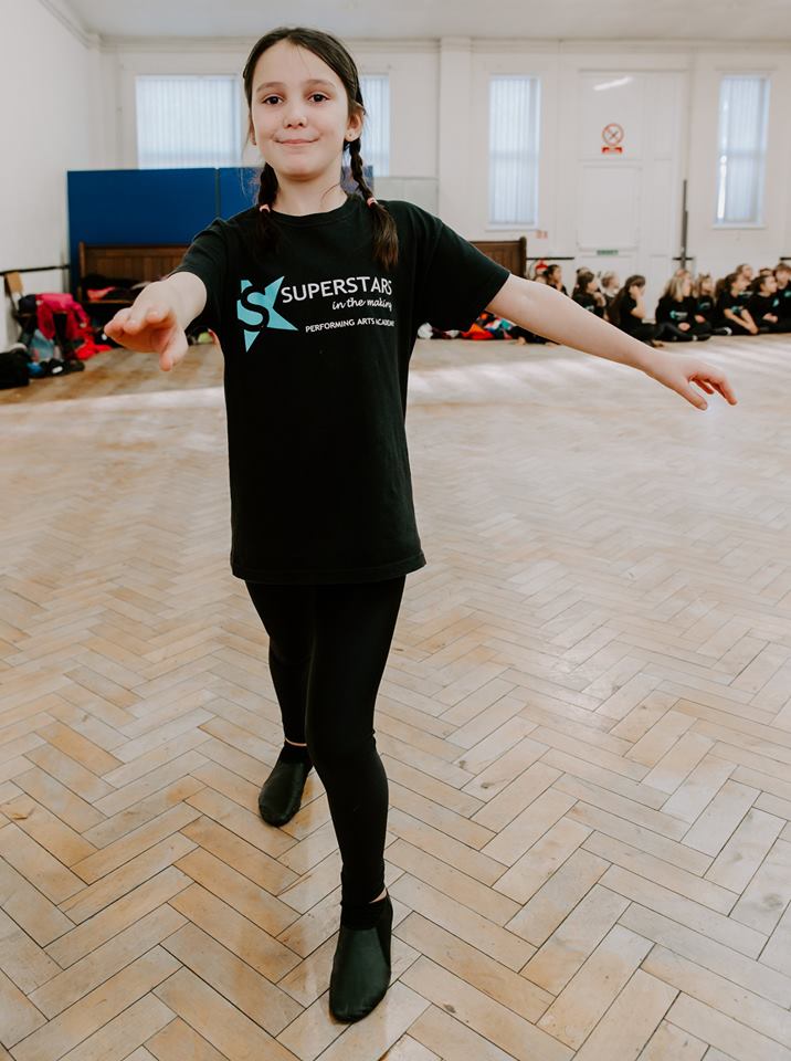 Girl dance.